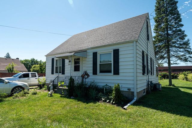 5121 85th STREET, Pleasant Prairie, WI 53158