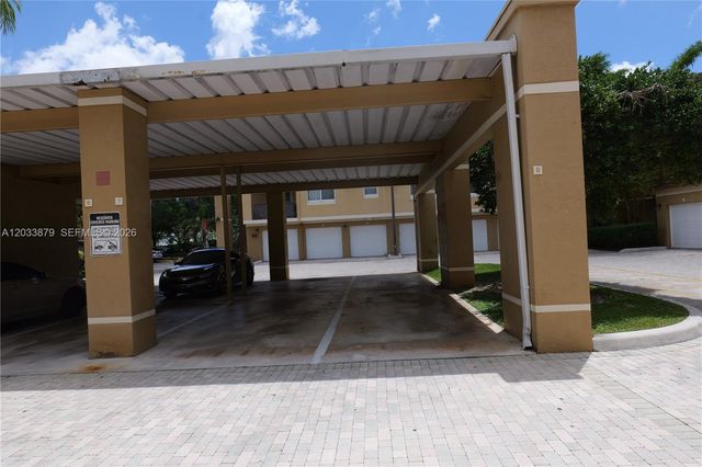 771 N Pine Island Rd 308, Plantation, FL 33324