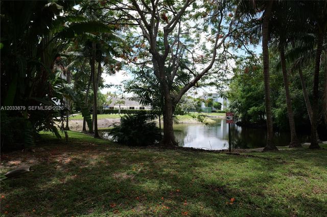 771 N Pine Island Rd 308, Plantation, FL 33324