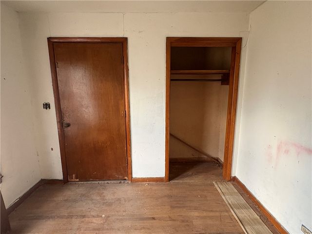 104 Charles St S, George West, TX 78022