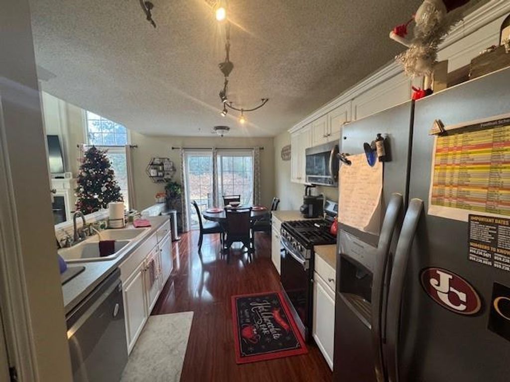 Image 18 of property listing at 3705 Patterstone Drive, Johns Creek, GA 30022