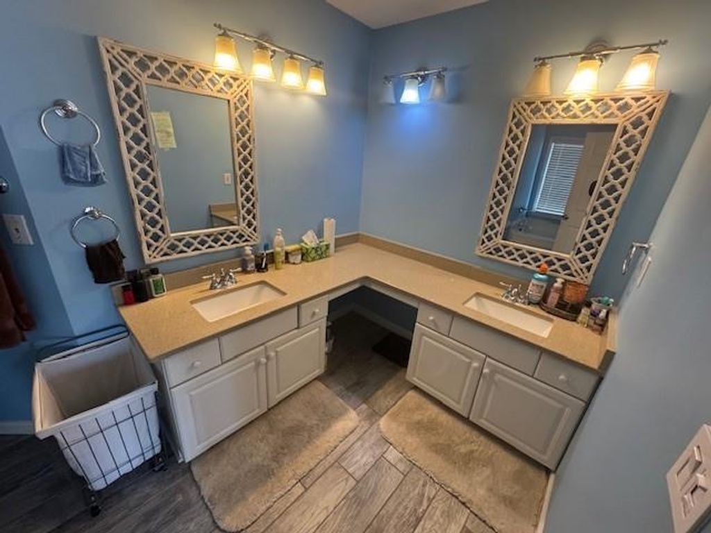 Image 20 of property listing at 3705 Patterstone Drive, Johns Creek, GA 30022