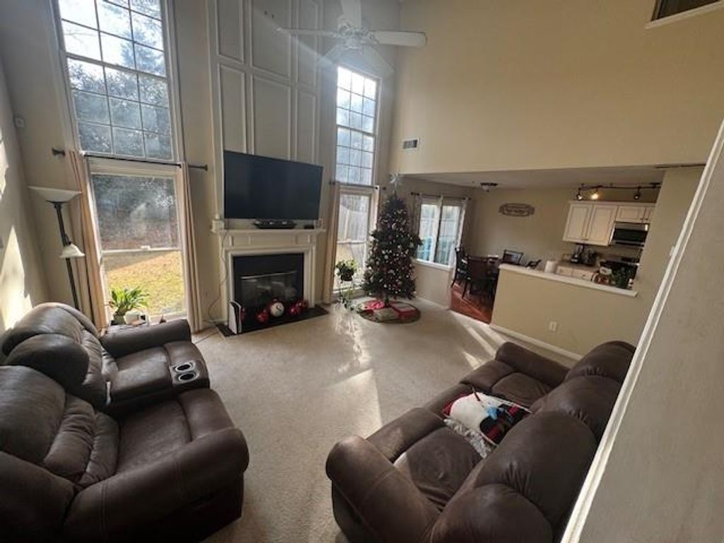 Image 3 of property listing at 3705 Patterstone Drive, Johns Creek, GA 30022