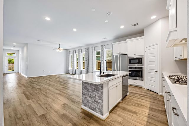 110 Shining Succulent Drive, Richmond, TX 77406