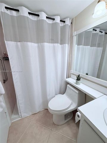 340 Pine Ridge Circle C-1, Greenacres, FL 33463