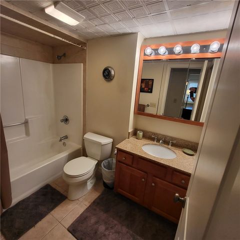 400 New River Road 704, Lincoln, RI 02838
