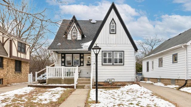 3018 N 73rd STREET, Milwaukee, WI 53210