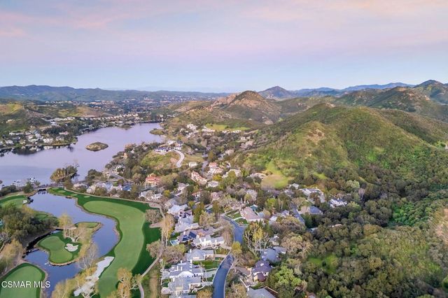 42 Upper Lake Road, Lake Sherwood, CA 91361