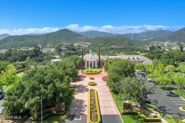 42 Upper Lake Road, Lake Sherwood, CA 91361