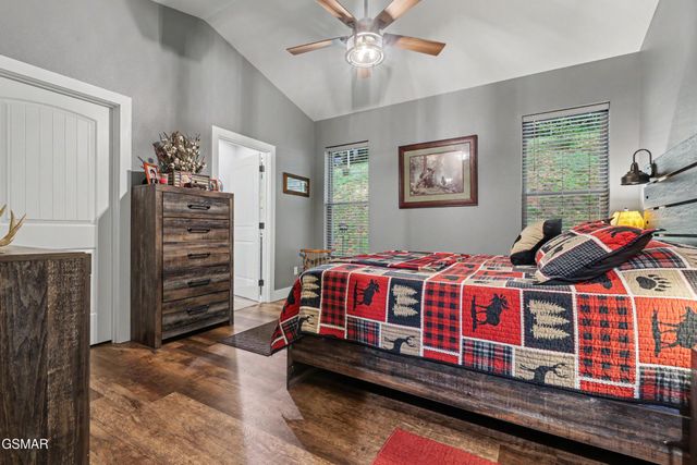 1016 Country Mountain Road, Cosby, TN 37722