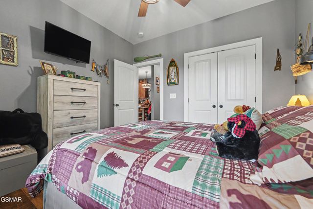 1016 Country Mountain Road, Cosby, TN 37722