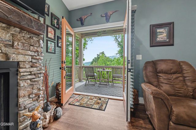 1016 Country Mountain Road, Cosby, TN 37722