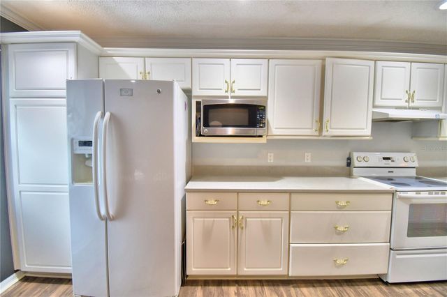 3142 VALLEY HIGH DRIVE, Lakeland, FL 33812