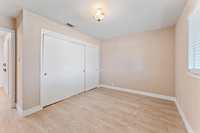6737 Van Maren Ln, Citrus Heights, CA 95621