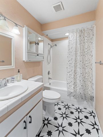 6737 Van Maren Ln, Citrus Heights, CA 95621