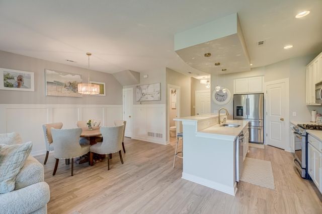 395 Valley Commons, Hudson, WI 54016