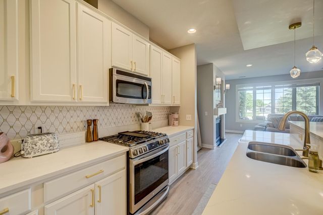 395 Valley Commons, Hudson, WI 54016