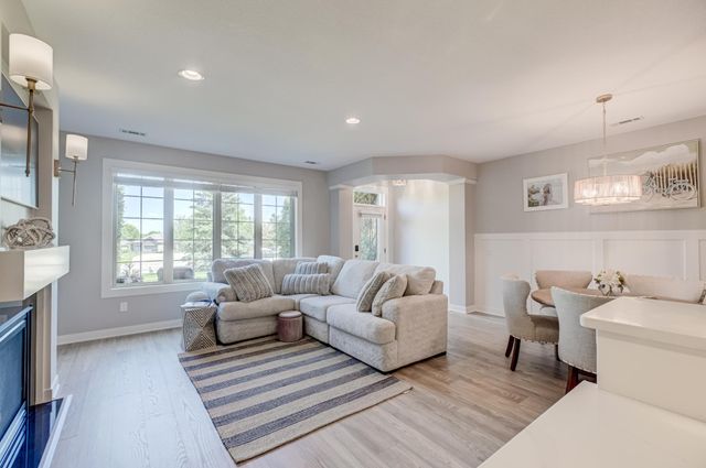 395 Valley Commons, Hudson, WI 54016