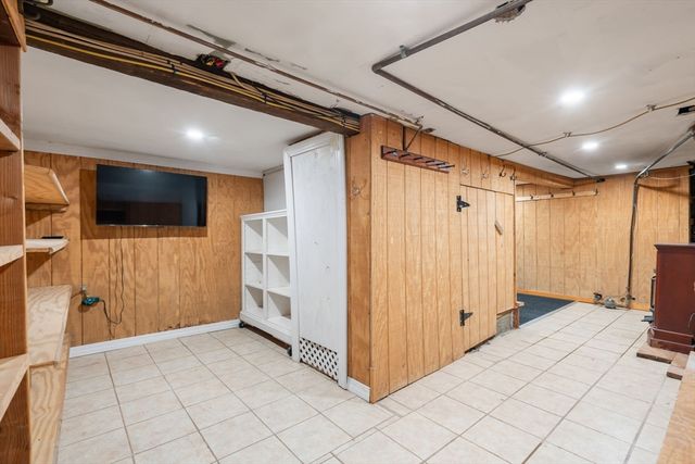 27 Cross Street, Medfield, MA 02052