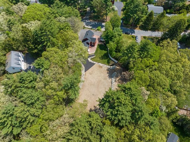 27 Cross Street, Medfield, MA 02052