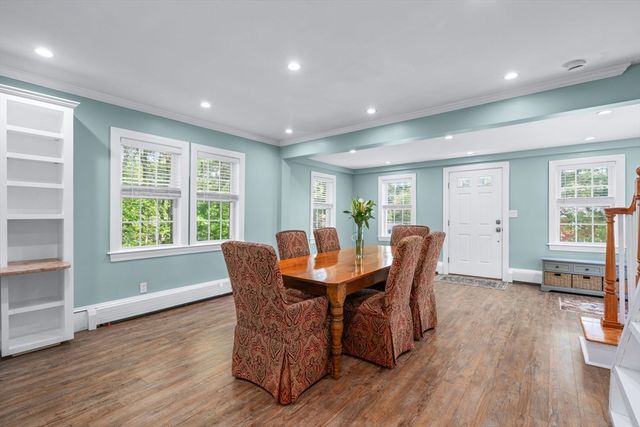 27 Cross Street, Medfield, MA 02052