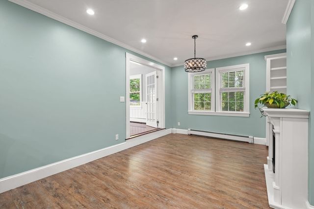 27 Cross Street, Medfield, MA 02052