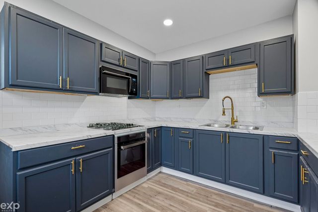 13320 Jane Avenue, Detroit, MI 48205