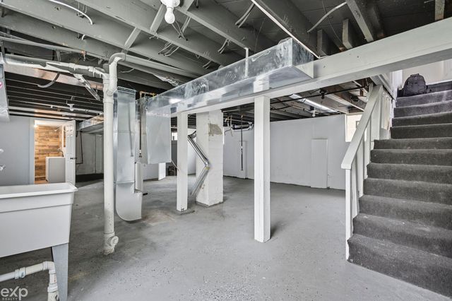 13320 Jane Avenue, Detroit, MI 48205