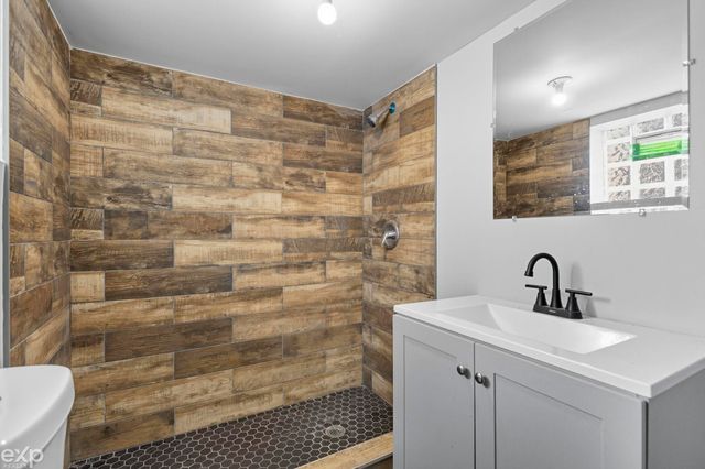 13320 Jane Avenue, Detroit, MI 48205