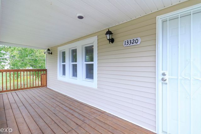 13320 Jane Avenue, Detroit, MI 48205