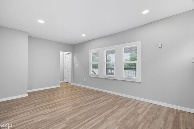 13320 Jane Avenue, Detroit, MI 48205