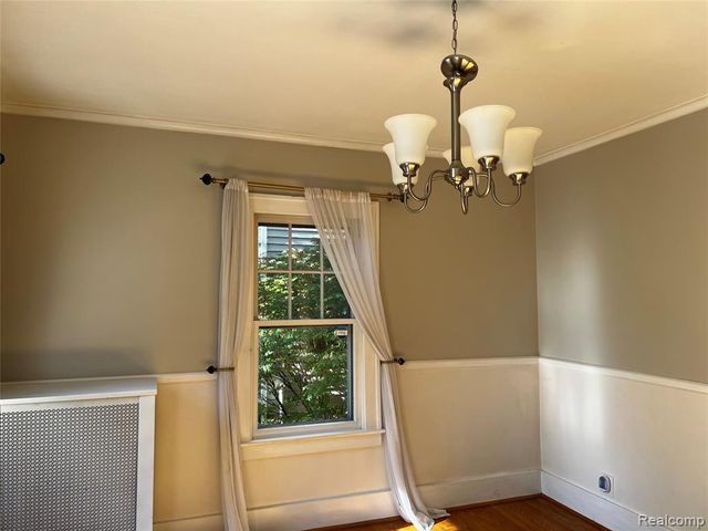 1072 Ridgedale Avenue, Birmingham, MI 48009