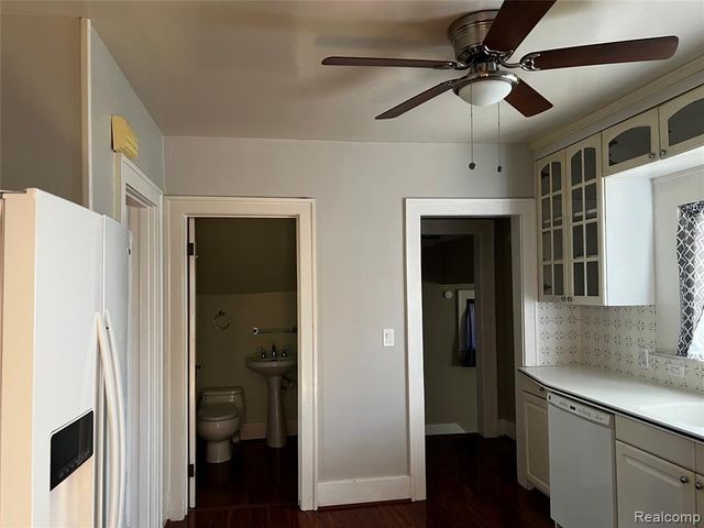 1072 Ridgedale Avenue, Birmingham, MI 48009