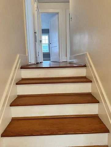 1072 Ridgedale Avenue, Birmingham, MI 48009