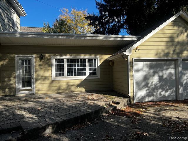 1072 Ridgedale Avenue, Birmingham, MI 48009