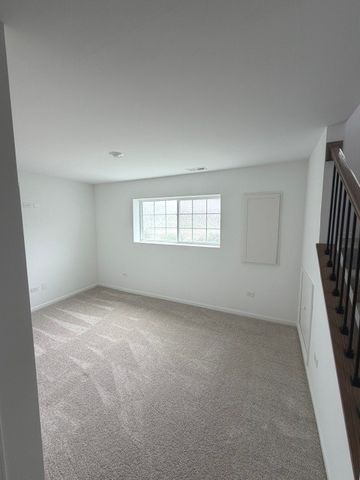 1602 Neubauer Circle 1203, Lindenhurst, IL 60046