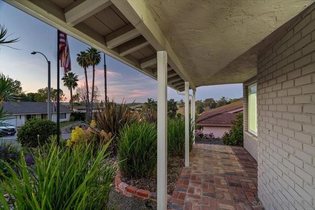 5512 Horse Ridge Way, Bonita, CA 91902