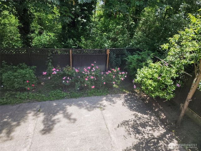 2367 S Forest Street, Seattle, WA 98144
