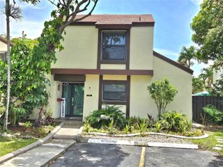 540 NW 99th Pl 540, Miami, FL 33172