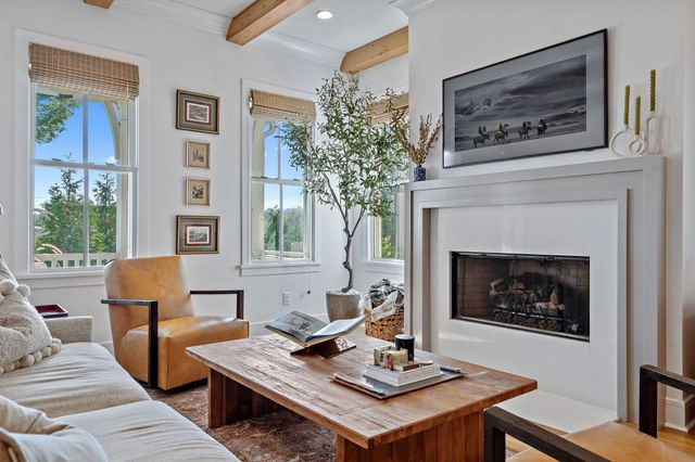 514 Hobbs Creek Dr, Nashville, TN 37215