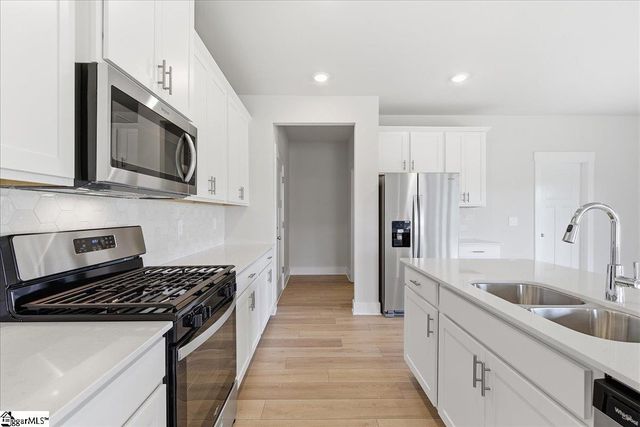 523 Hadlow Street, Greer, SC 29651
