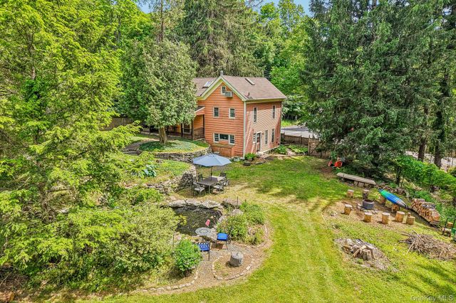 456 Saddle River Road, Airmont, NY 10952