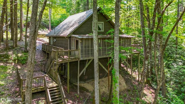 4539 Houge Way, Cosby, TN 37722