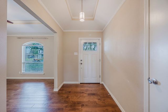 1302 N Trail Drive, Carrollton, TX 75006