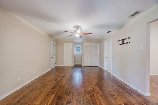 1302 N Trail Drive, Carrollton, TX 75006