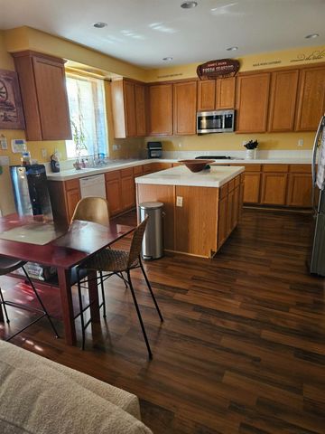 10929 Peony Place Dr, Stockton, CA 95209