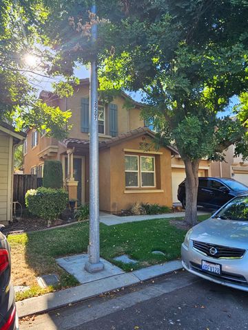 10929 Peony Place Dr, Stockton, CA 95209