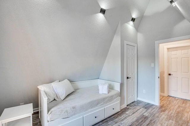 5248 Sam Houston Drive, Log Cabin, TX 75148