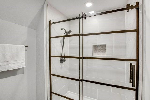 5248 Sam Houston Drive, Log Cabin, TX 75148