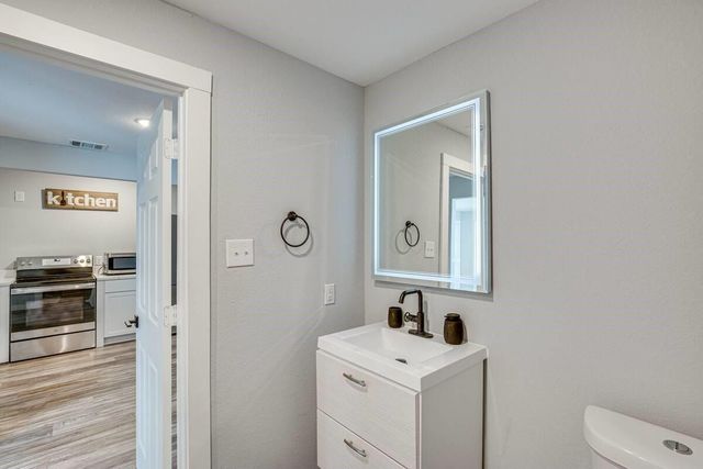 5248 Sam Houston Drive, Log Cabin, TX 75148